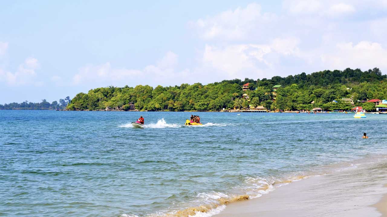 Sihanoukville-beach0301.jpeg