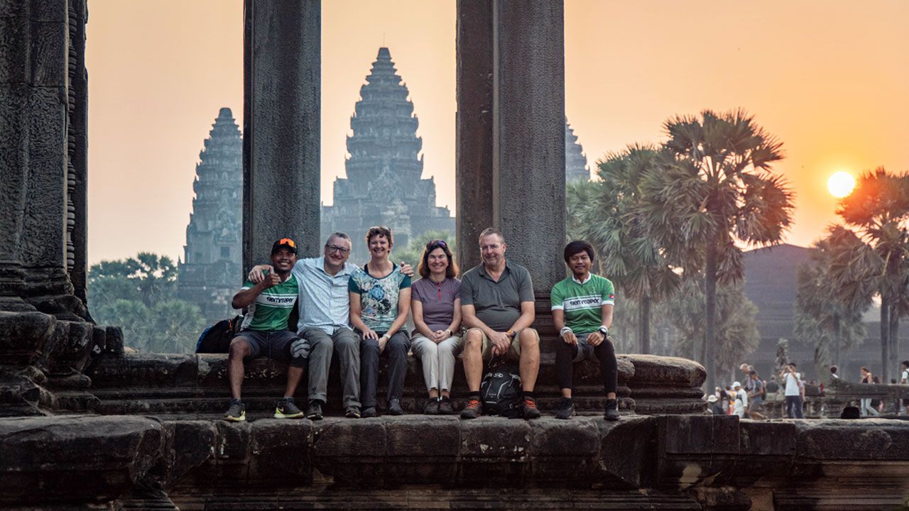 angkor-wat-sunrise-tour098.jpg