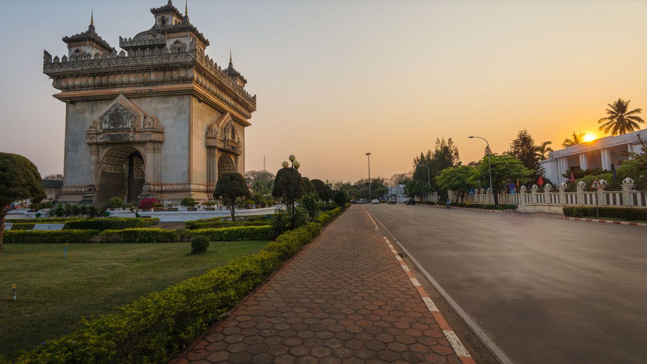 cambodia-and-laos-bike-tour0098.jpg
