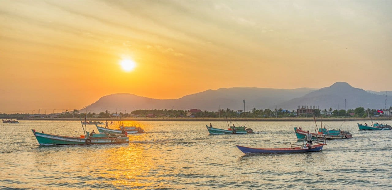 cruising-in-kampot2812.jpeg