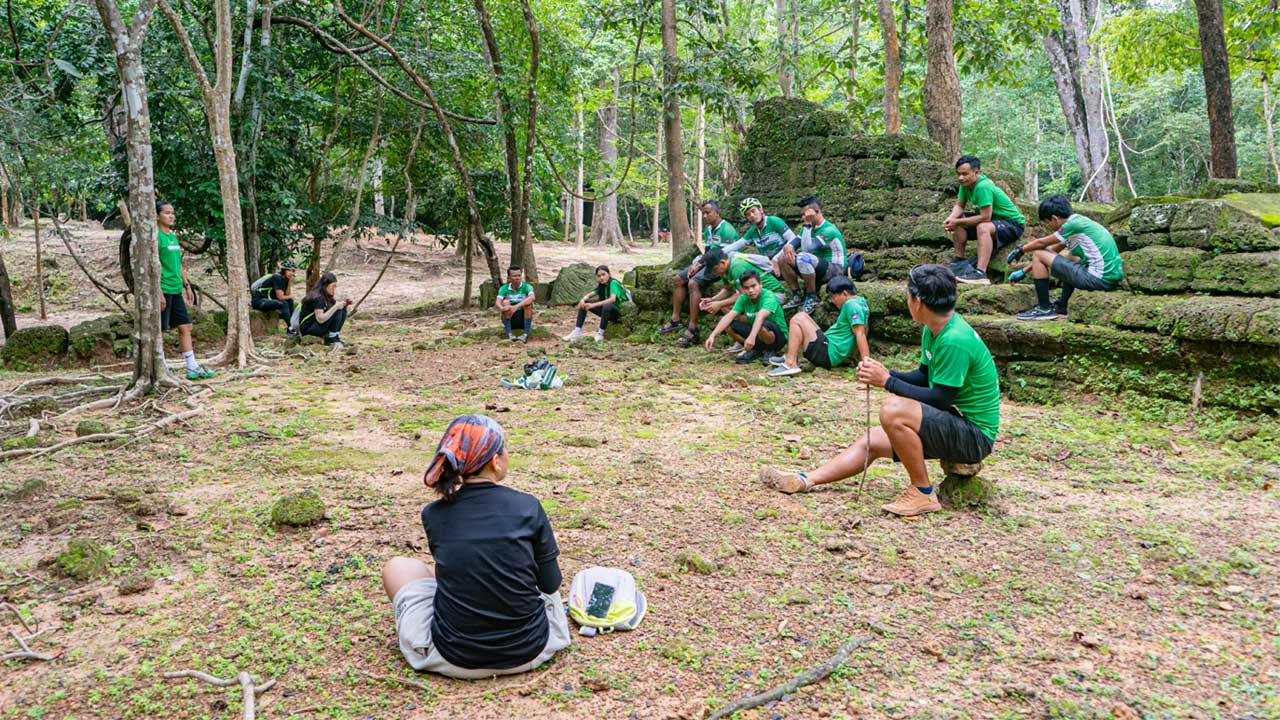 siem-reaper-tour-guide-training001.jpg