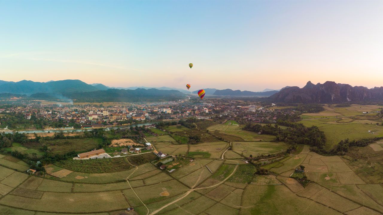 visit-laos05.jpg